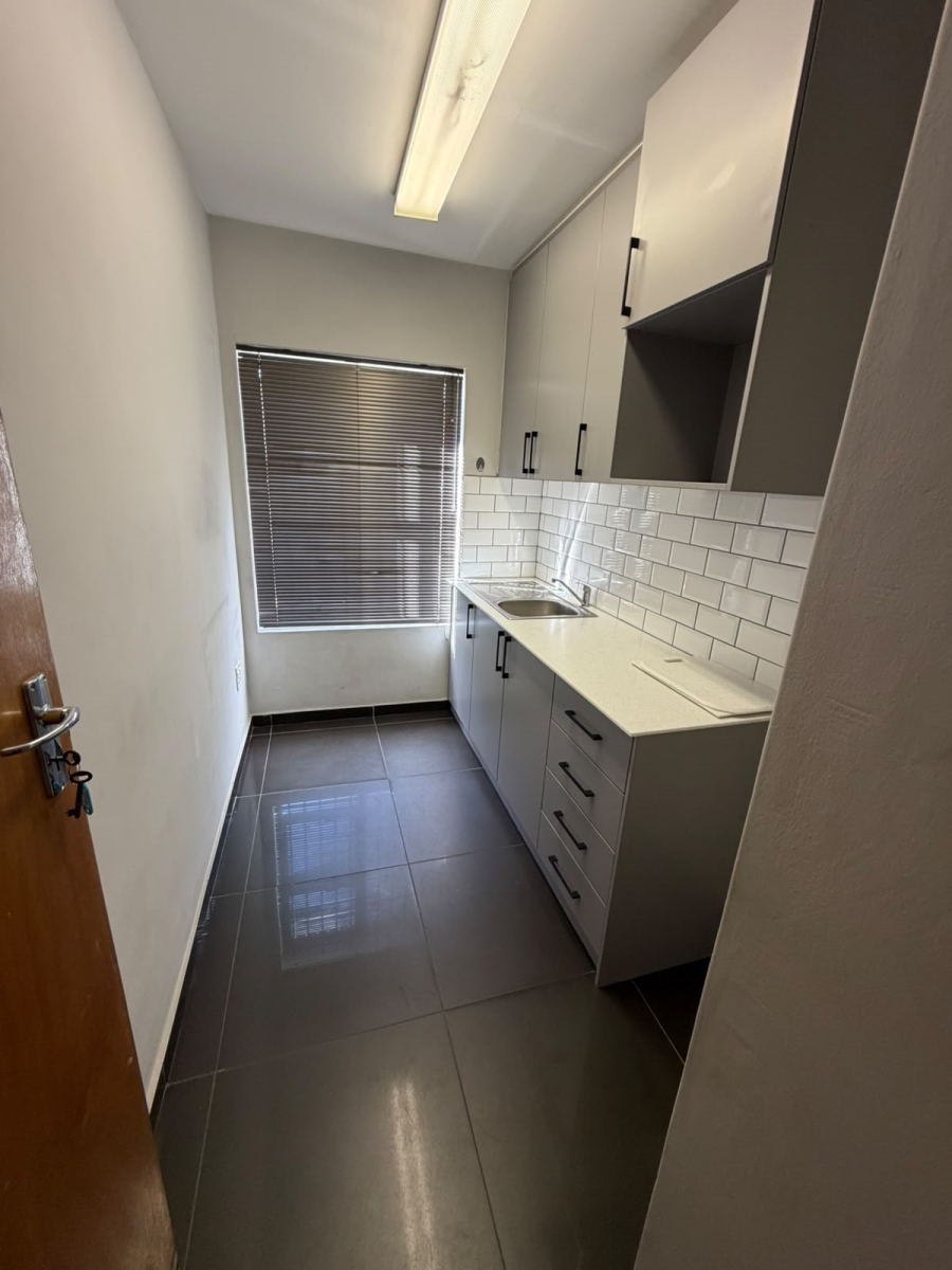 To Let Commercial Property for Rent in Brackenfell Industrial Western Cape